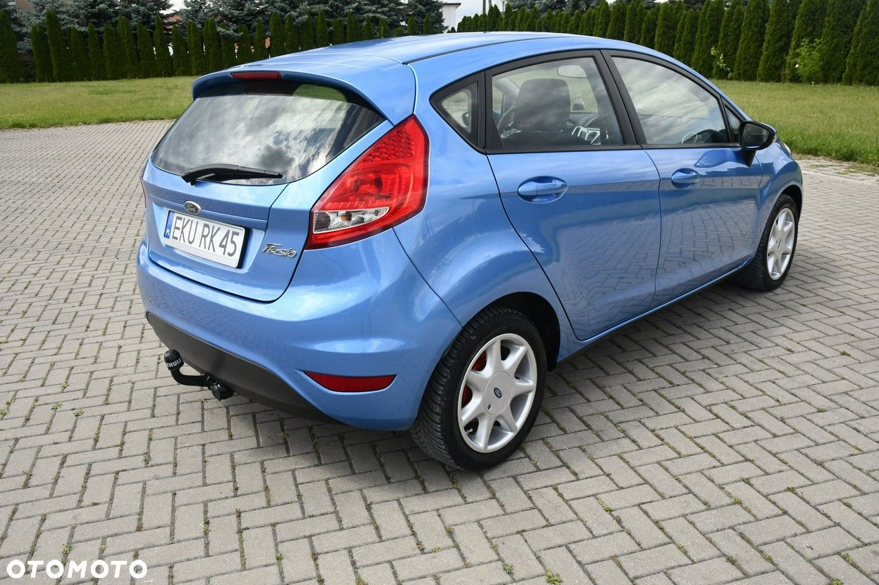 Ford Fiesta - 9