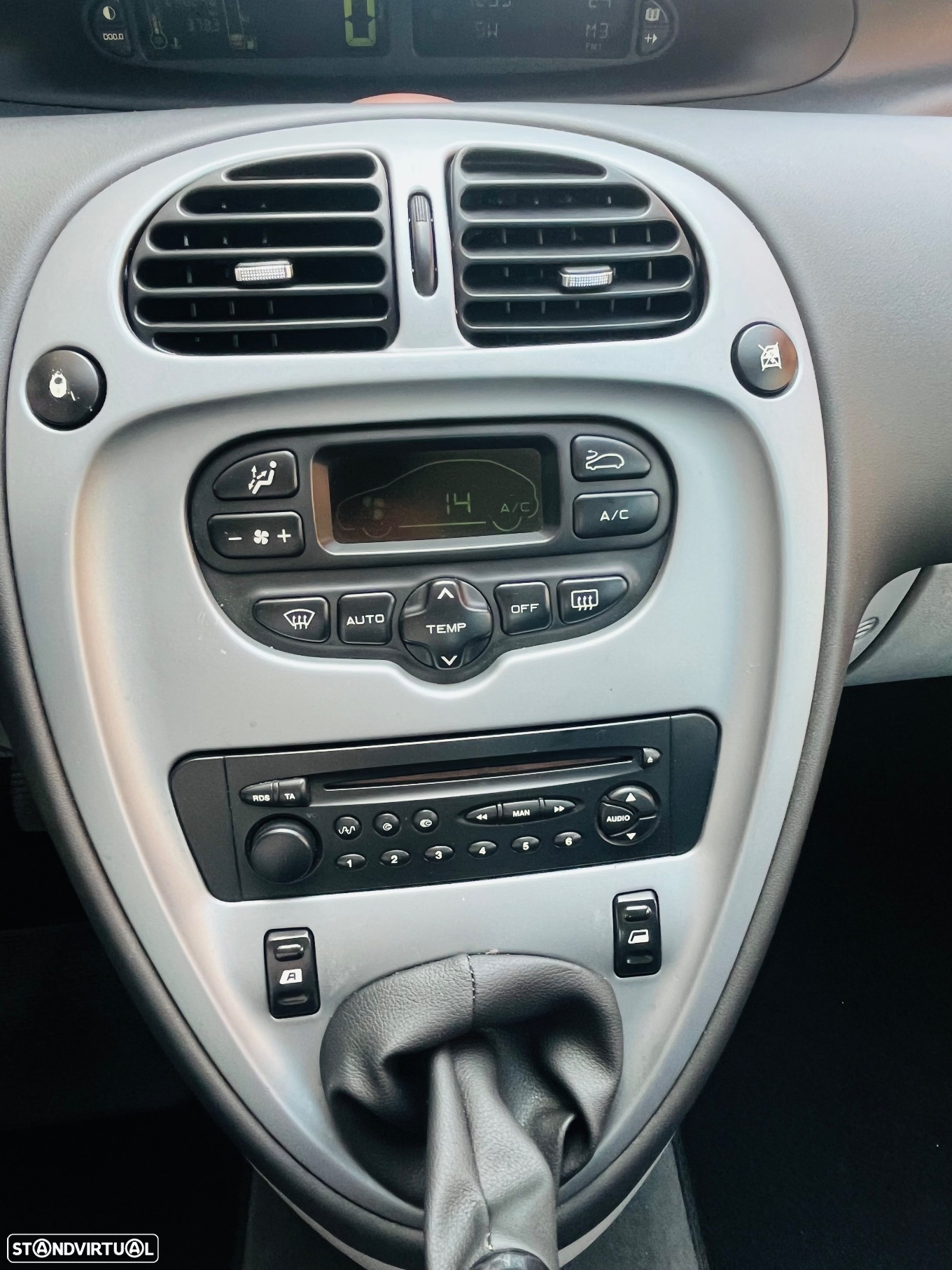 Citroën Xsara Picasso 1.6 Exclusive - 27