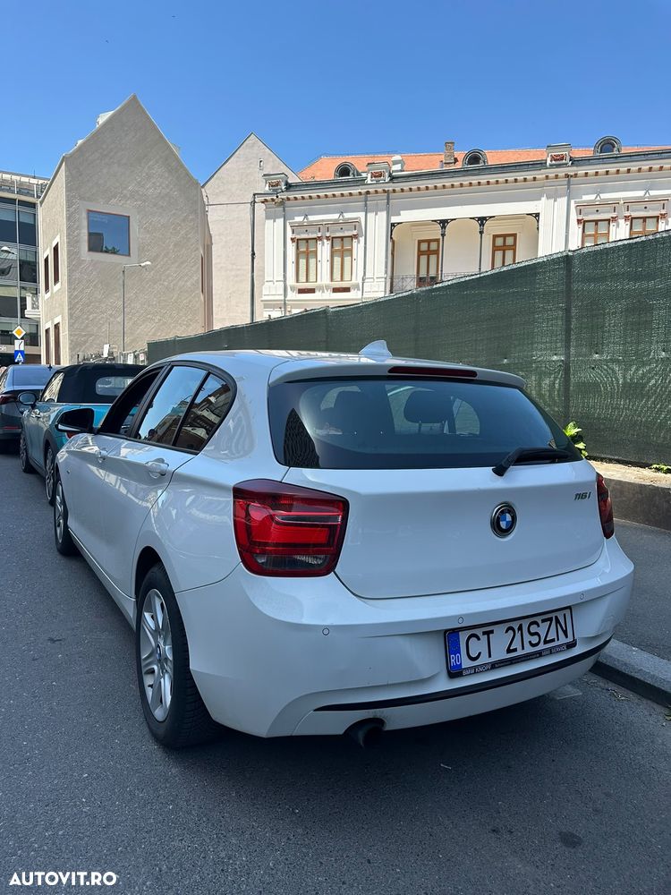 BMW Seria 1 116i Sport Line - 8