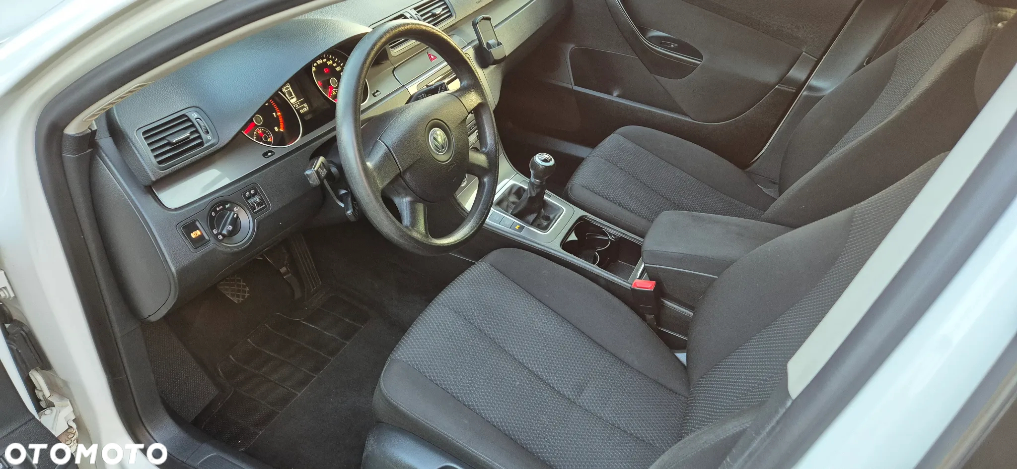 Volkswagen Passat 1.4 TSI BMT Comfortline - 8