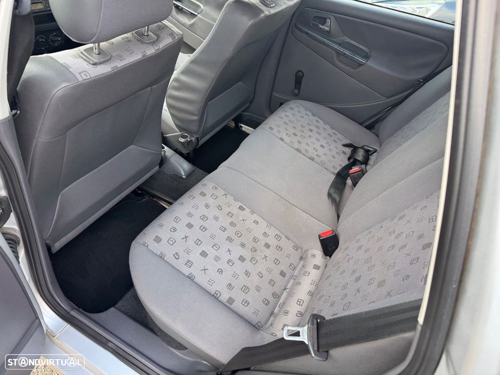 SEAT Ibiza 1.4 Passion - 9