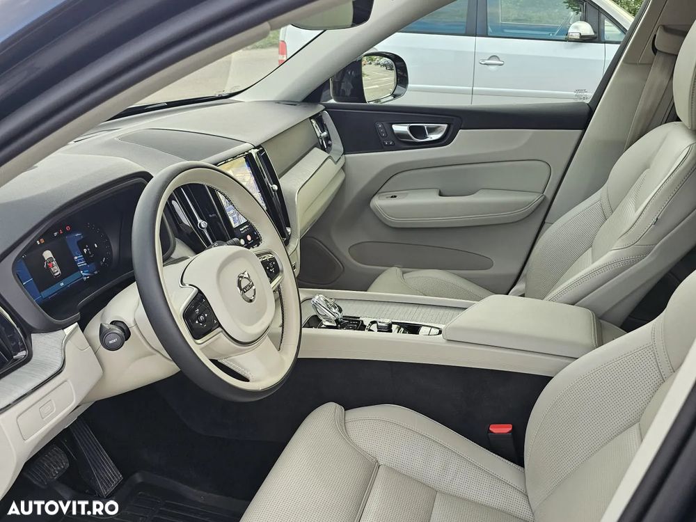 VOLVO XC60 2024 — imagine 13