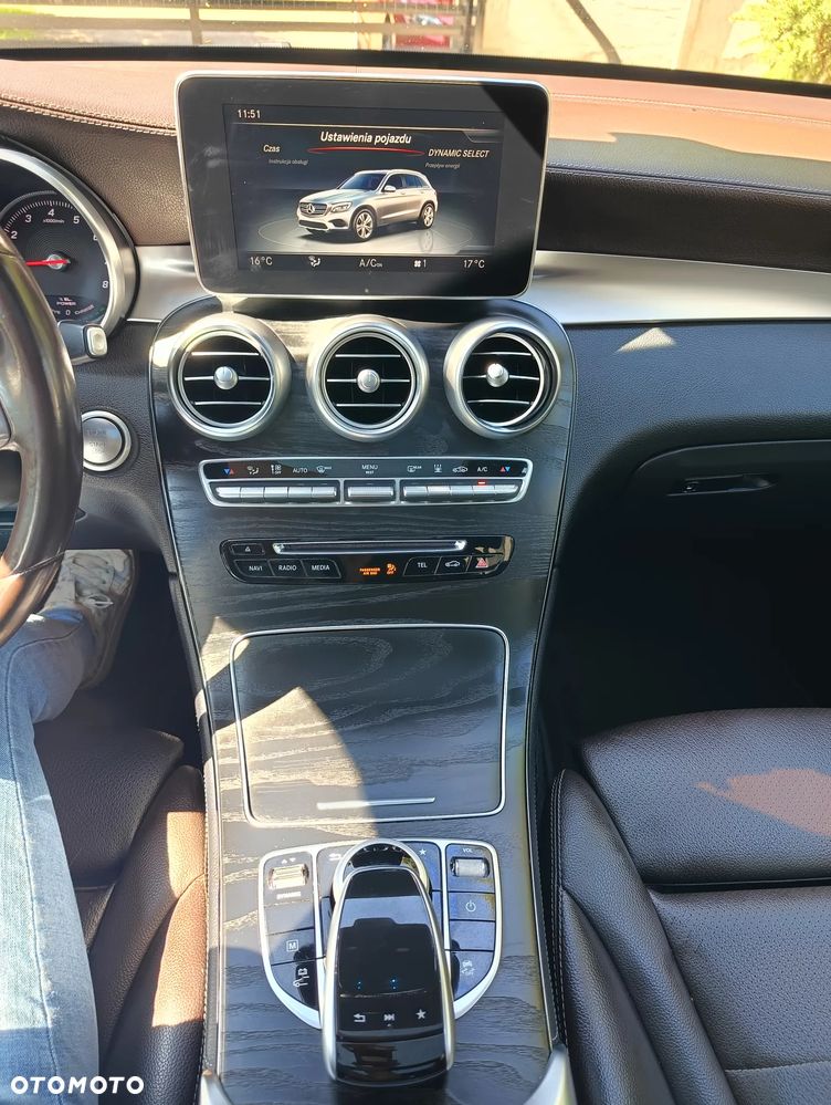 Mercedes-Benz GLC - 15