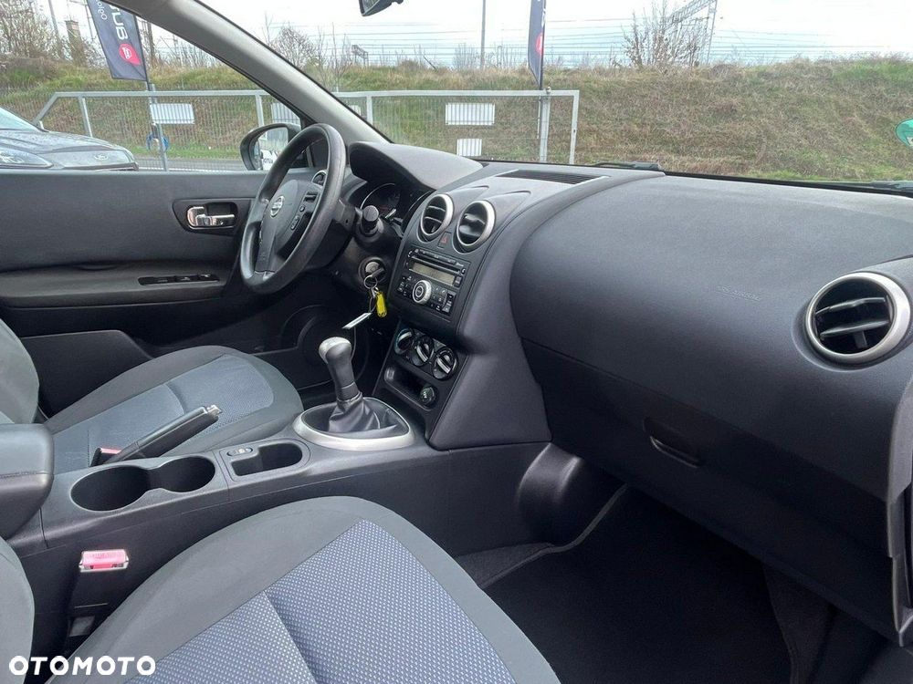 Nissan Qashqai 1.6 visia - 14