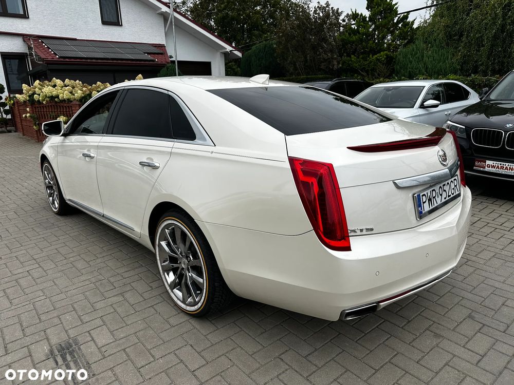 Cadillac XTS - 4