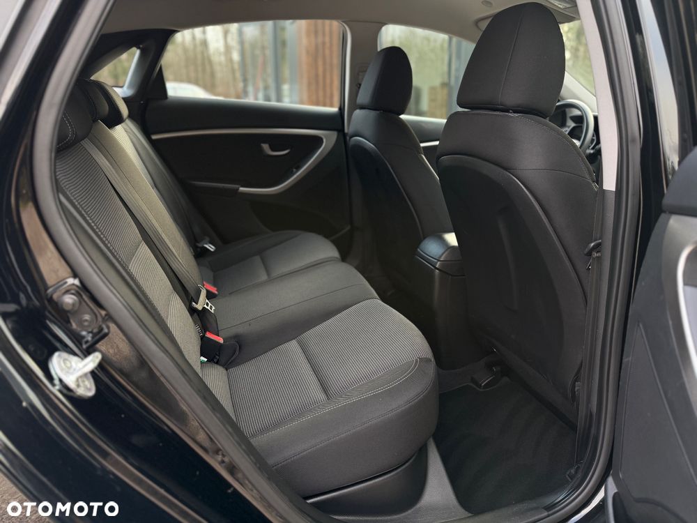 Hyundai i30 1.4 Comfort - 23