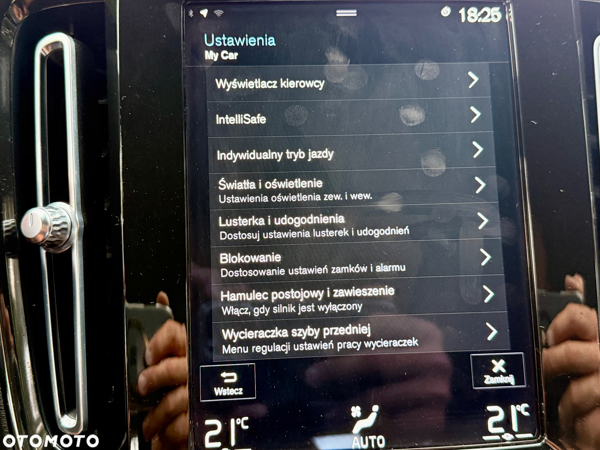 Volvo XC 40 T5 Plug-In Hybrid Momentum Pro - 22