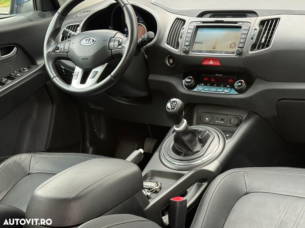 Kia Sportage 1.7 CRDI 2WD ISG Attract - 13
