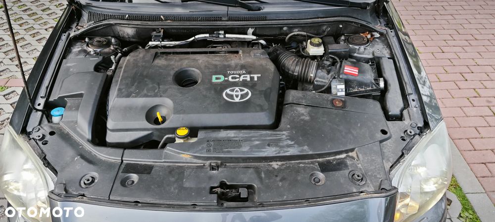 Toyota Avensis 2.2 D-4D Sol Plus - 29
