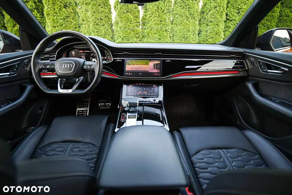 Audi RS Q8 - 22
