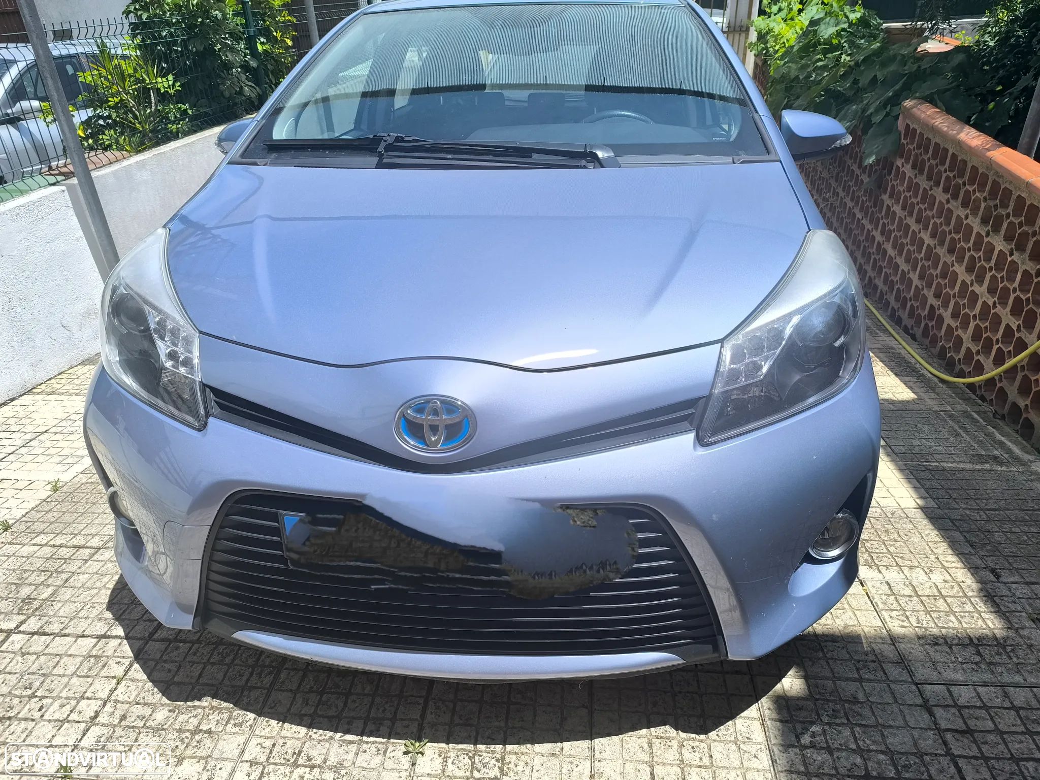 Toyota Yaris 1.5 HSD Comfort - 1