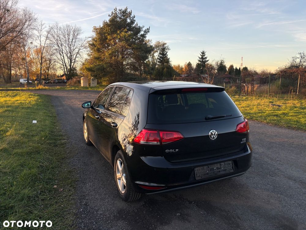 Volkswagen Golf 1.2 TSI BlueMotion Technology Comfortline - 4