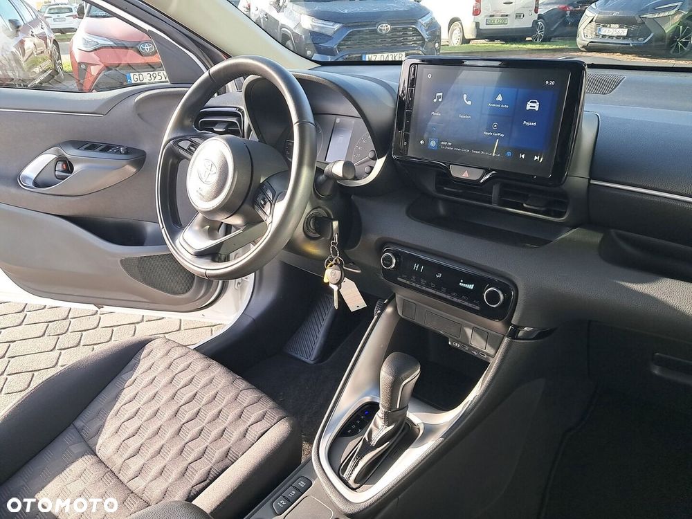 Toyota Yaris Hybrid 1.5 Comfort - 23