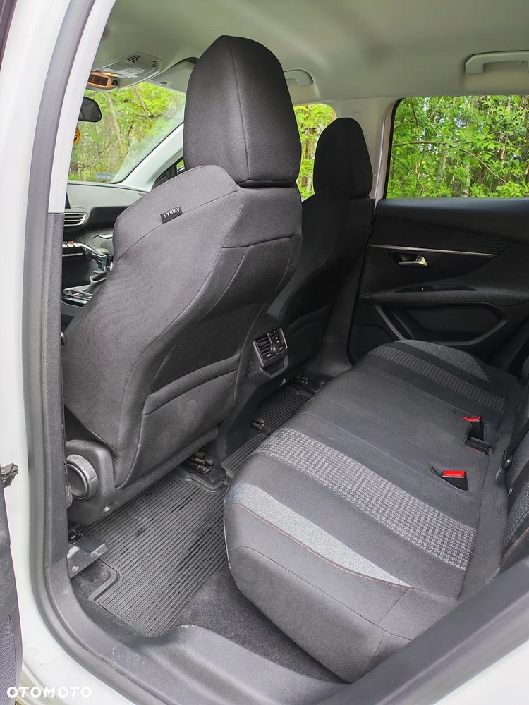 Peugeot 3008 1.2 PureTech Active S&S - 5
