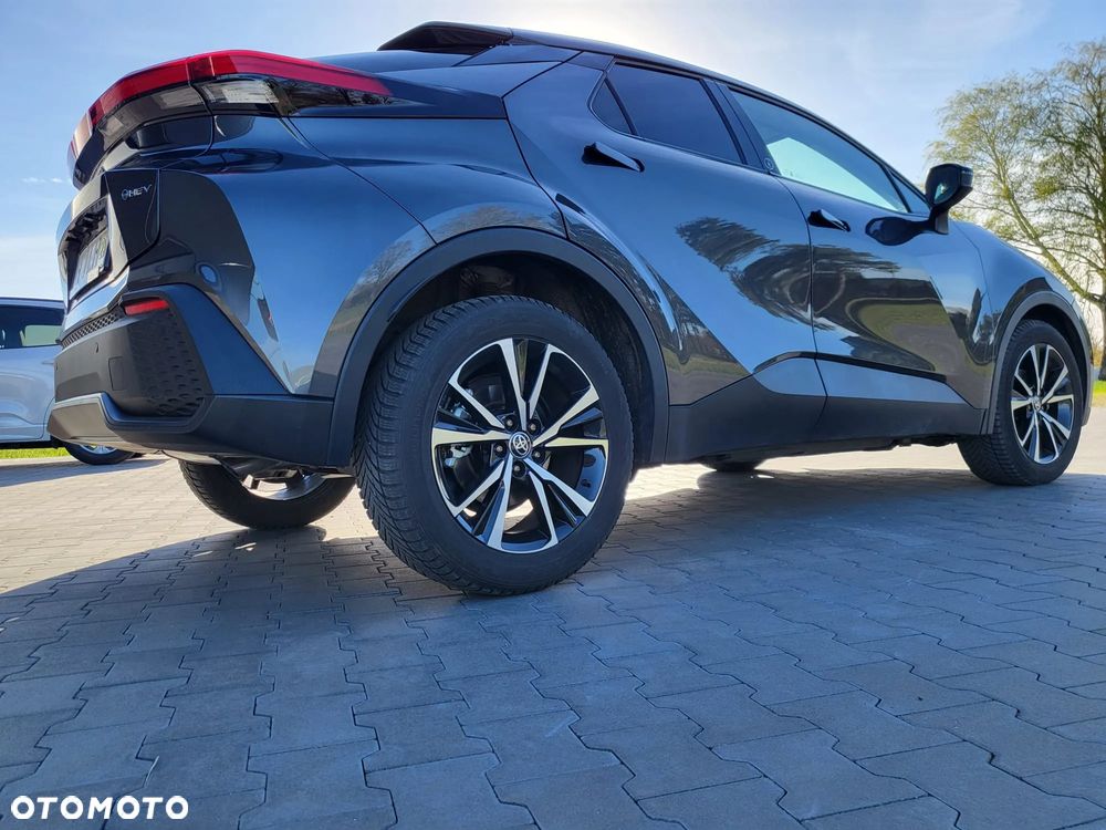 Toyota C-HR 1.8 Hybrid Team Deutschland - 7