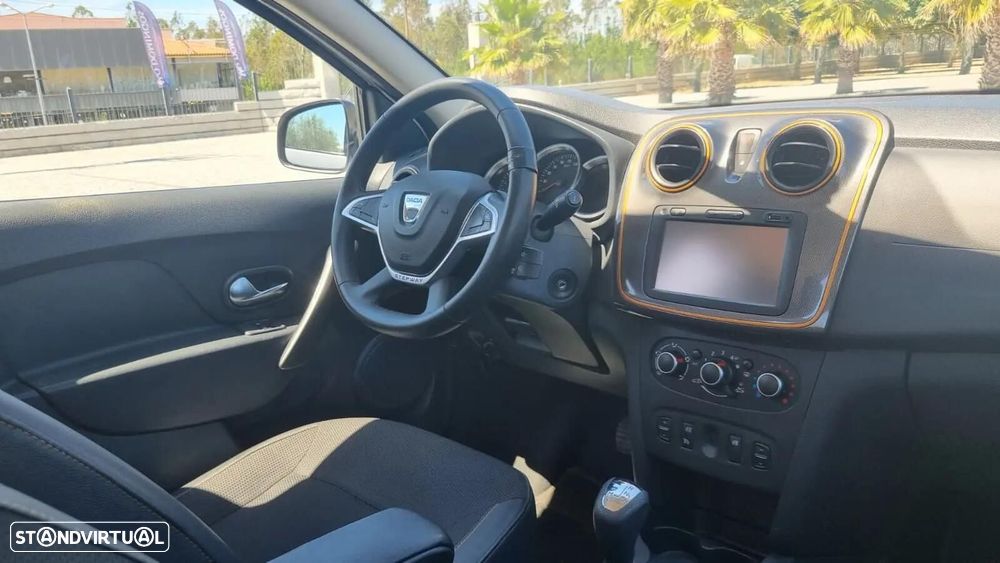 Dacia Sandero - 12