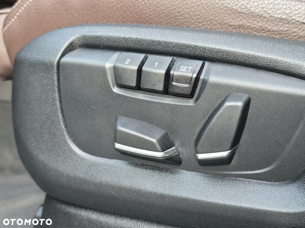 BMW X5 xDrive25d - 23