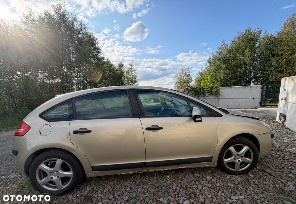 Citroën C4 1.6 16V Impress - 4