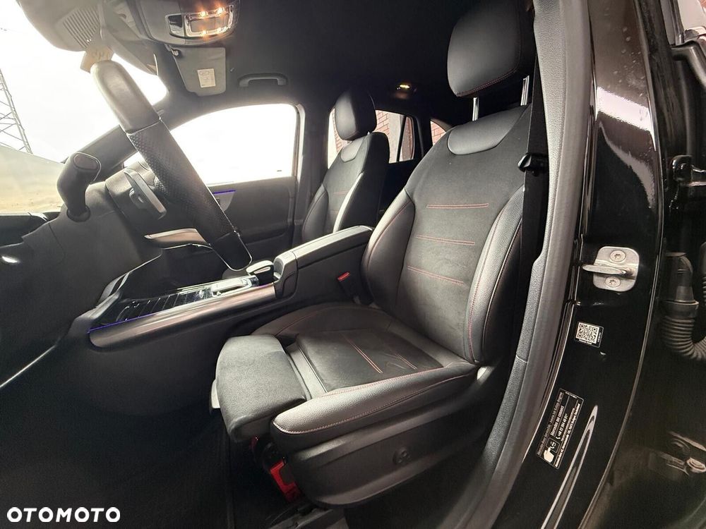 Mercedes-Benz EQA 350 66.5kWh 4-Matic AMG Line - 10
