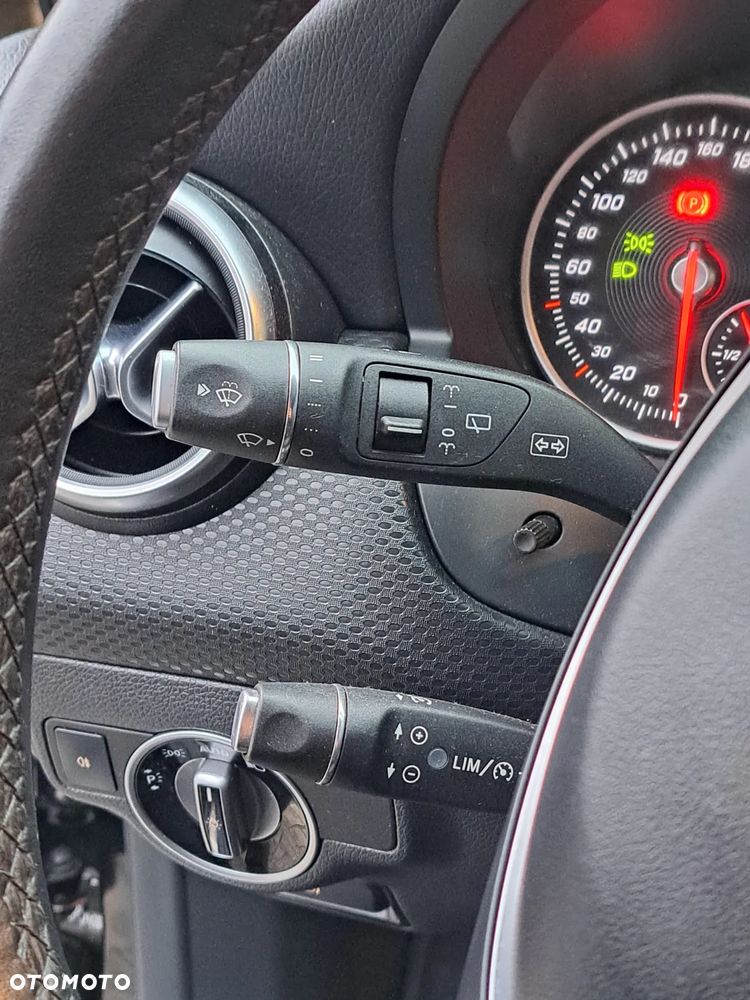 Mercedes-Benz Klasa A 180 CDI 7G-DCT AMG Line - 8