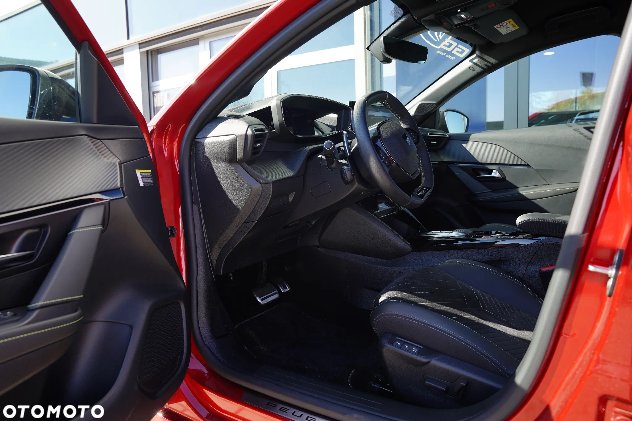Peugeot 208 1.2 mHEV GT - 5