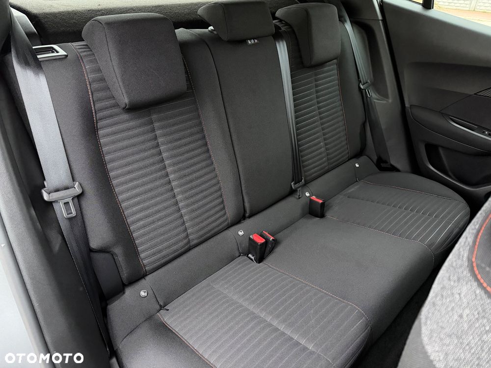 Peugeot 2008 PureTech 130 EAT8 Active Pack - 39