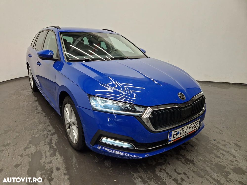 Skoda Octavia Combi 2.0 TSI DSG 4x4 Style - 4