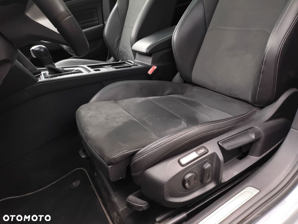 Volkswagen Arteon 2.0 TDI R-Line DSG - 12