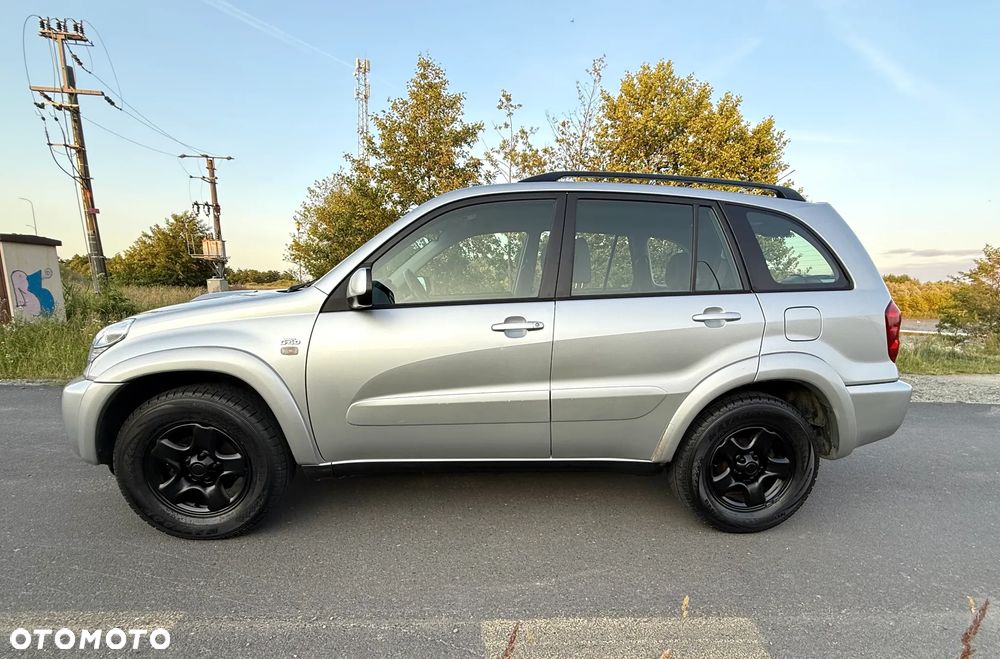 Toyota RAV4 D-4D 4x4 Sol - 6