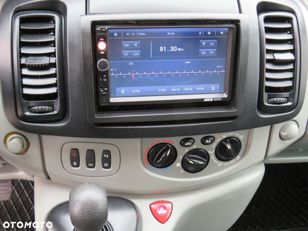 Opel Vivaro Long 2.5CDTI 145Ps *Brygadówka 6 osób*Automat* - 25