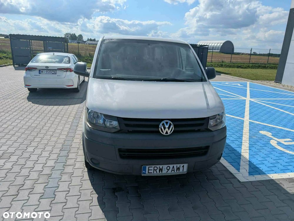 Volkswagen Transporter - 1