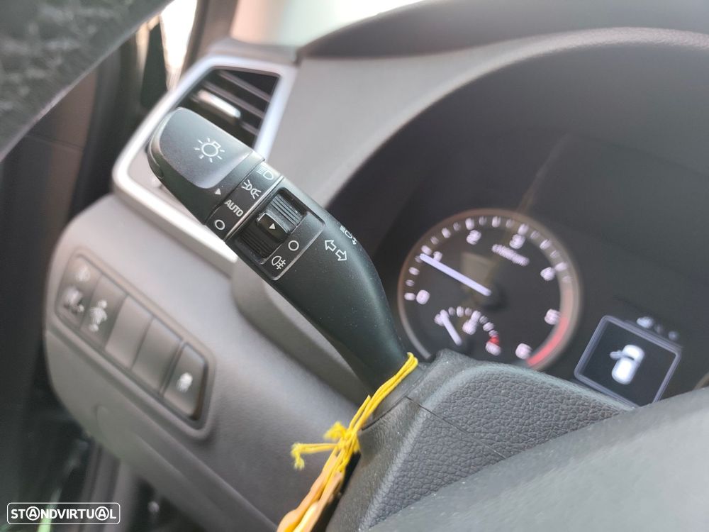 Hyundai Tucson 1.7 CRDi Creative - 17