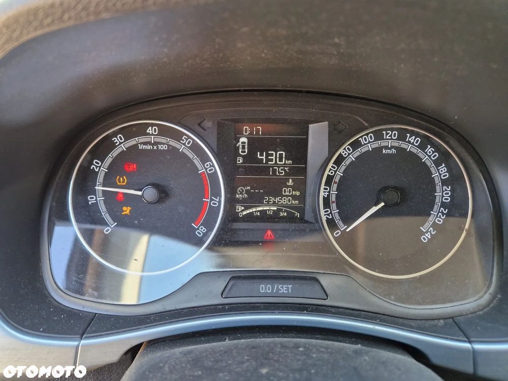 Skoda Fabia 1.0 TSI Ambition - 8