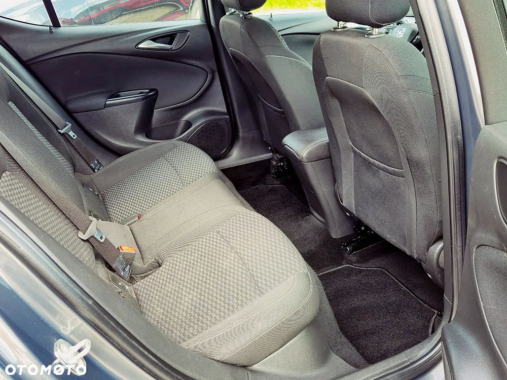 Opel Astra 1.4 Turbo Business - 24