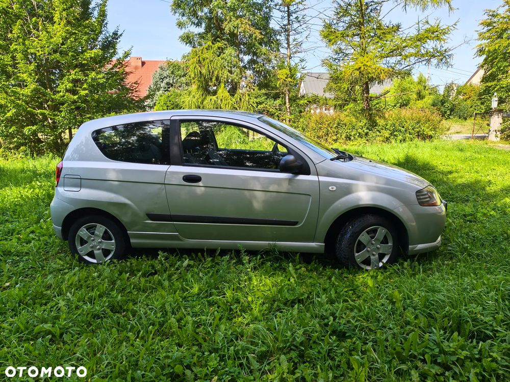 Chevrolet Kalos - 3