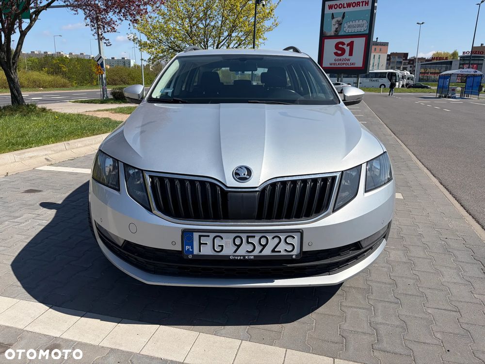 Skoda Octavia - 2
