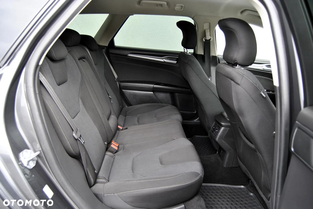 Ford Mondeo 2.0 TDCi STart-Stopp Titanium - 19