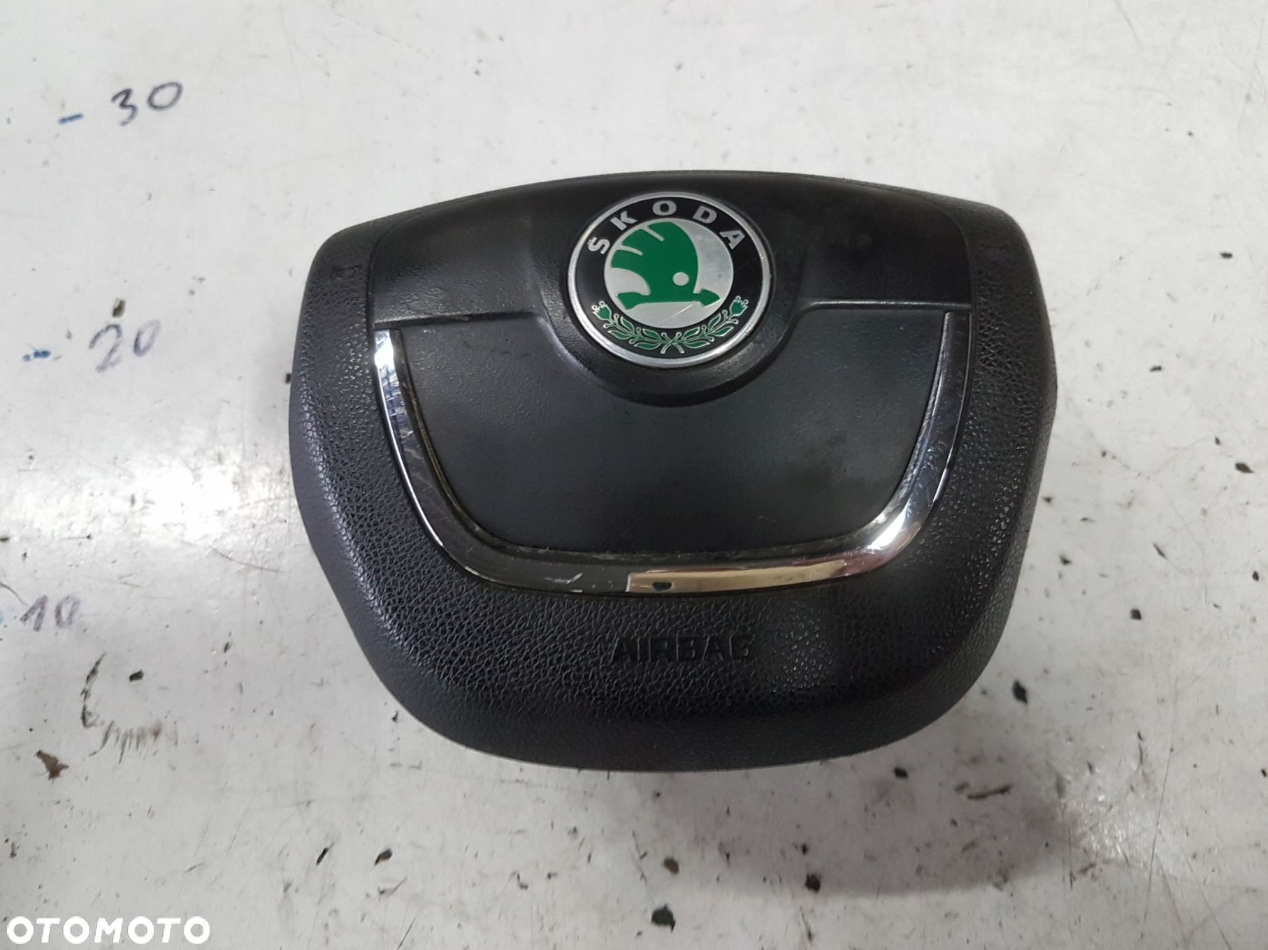 SKODA SUPERB 2 II 08-12r PODUSZKA AIRBAG KIEROWCY - 1