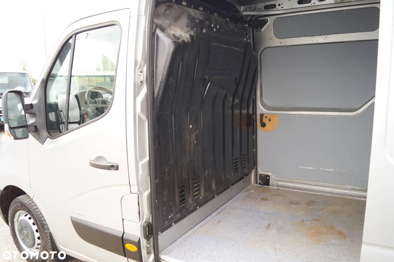 Opel Movano - 24