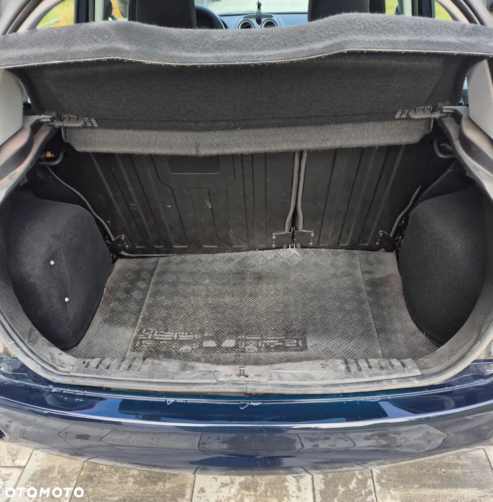 Ford Fiesta 1.3 - 12