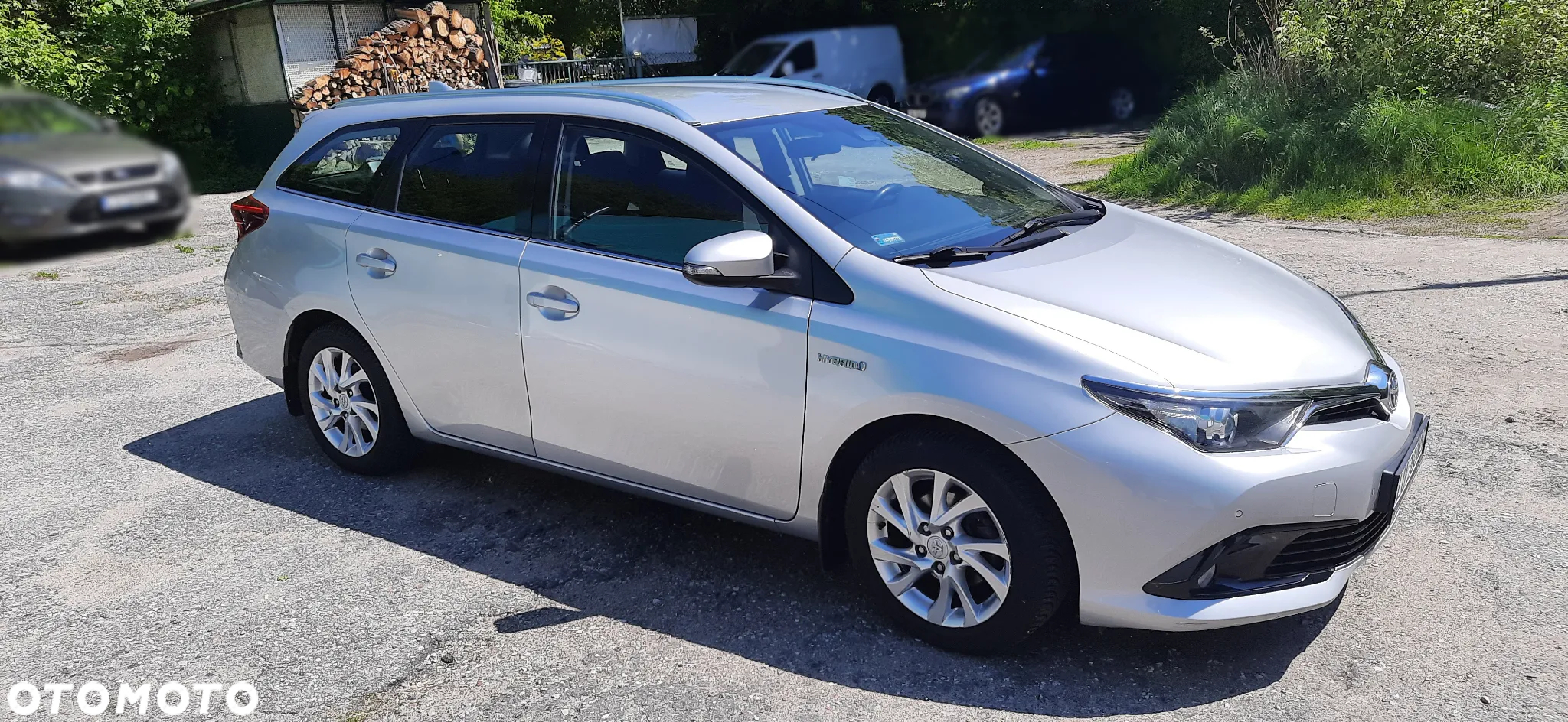 Toyota Auris Hybrid 135 Premium - 3