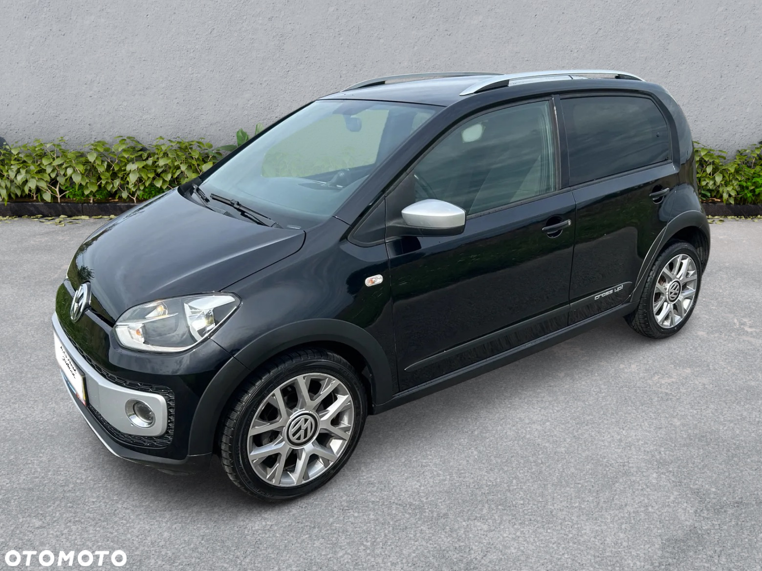 Volkswagen up! 1.0 cross - 13