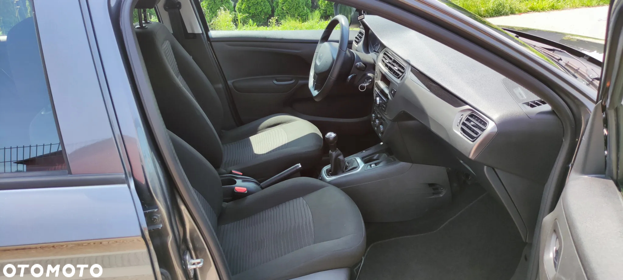 Peugeot 301 - 7