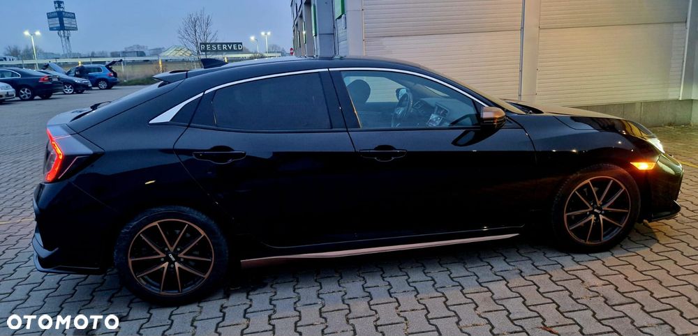 Honda Civic 1.0 i-VTEC Turbo CVT Elegance - 28