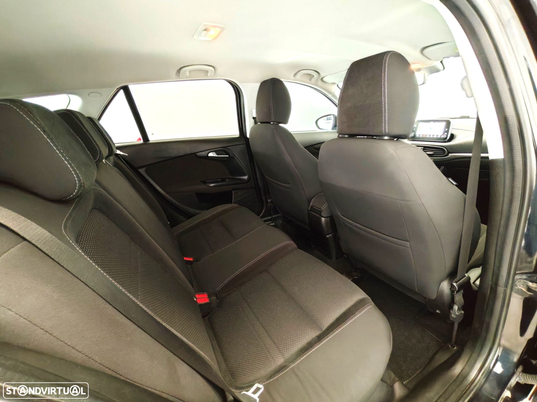 Fiat Tipo Station Wagon 1.6 M-Jet Lounge Tech J17 DCT - 41