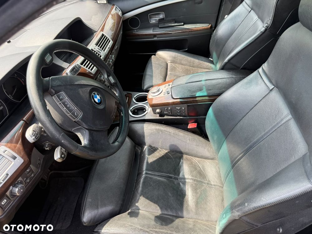 BMW Seria 7 - 29