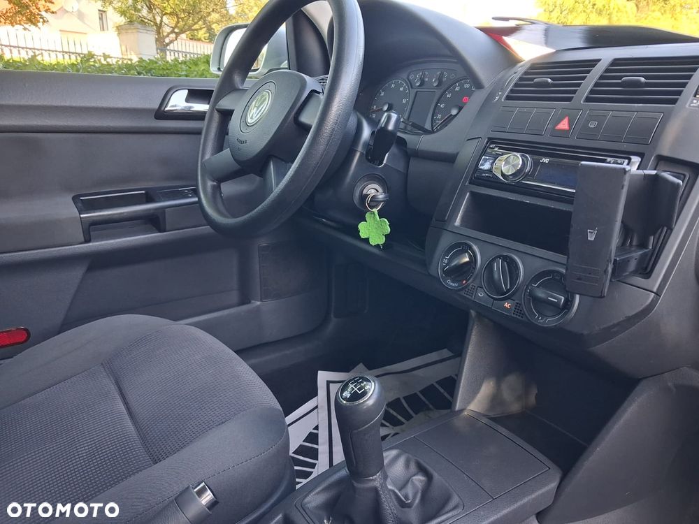 Volkswagen Polo - 19