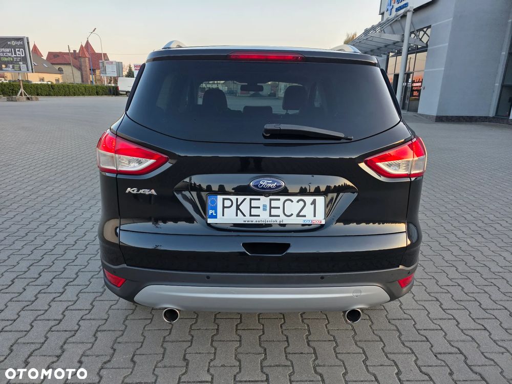 Ford Kuga 2.0 TDCi 4x4 Titanium - 4