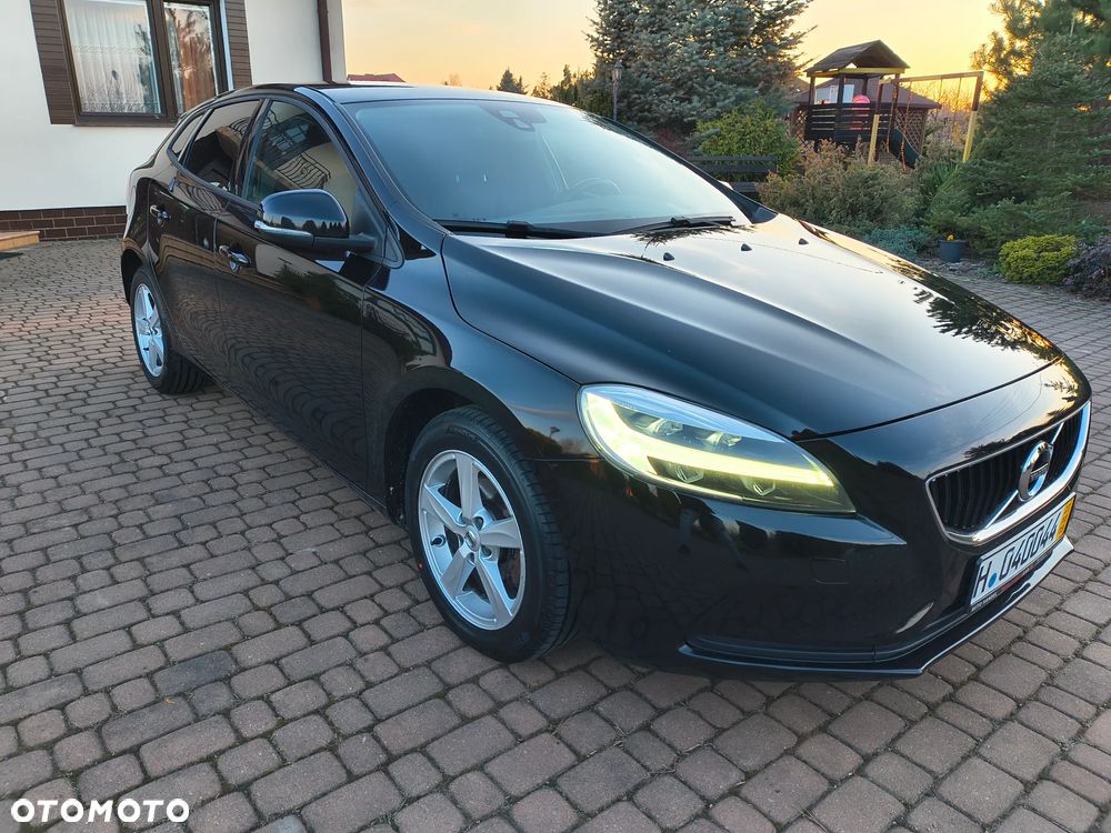Volvo V40 D2 Momentum - 7