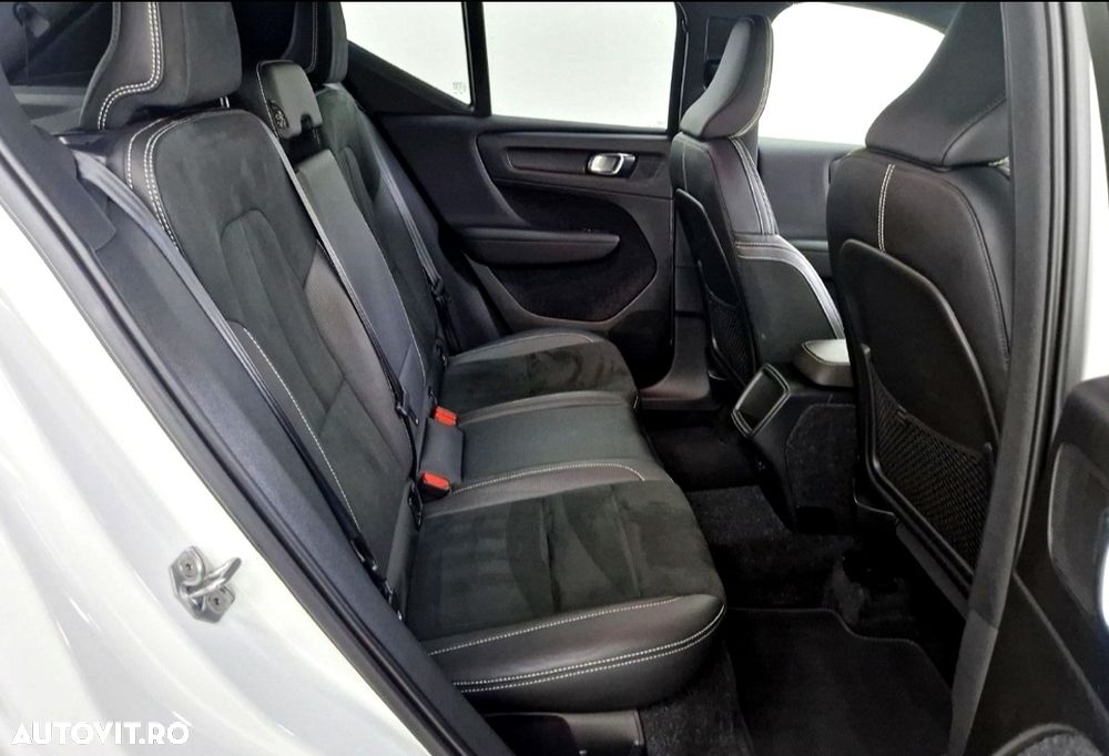 VOLVO XC40 2019 — imagine 13